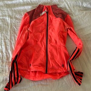 lululemon woman's jacket